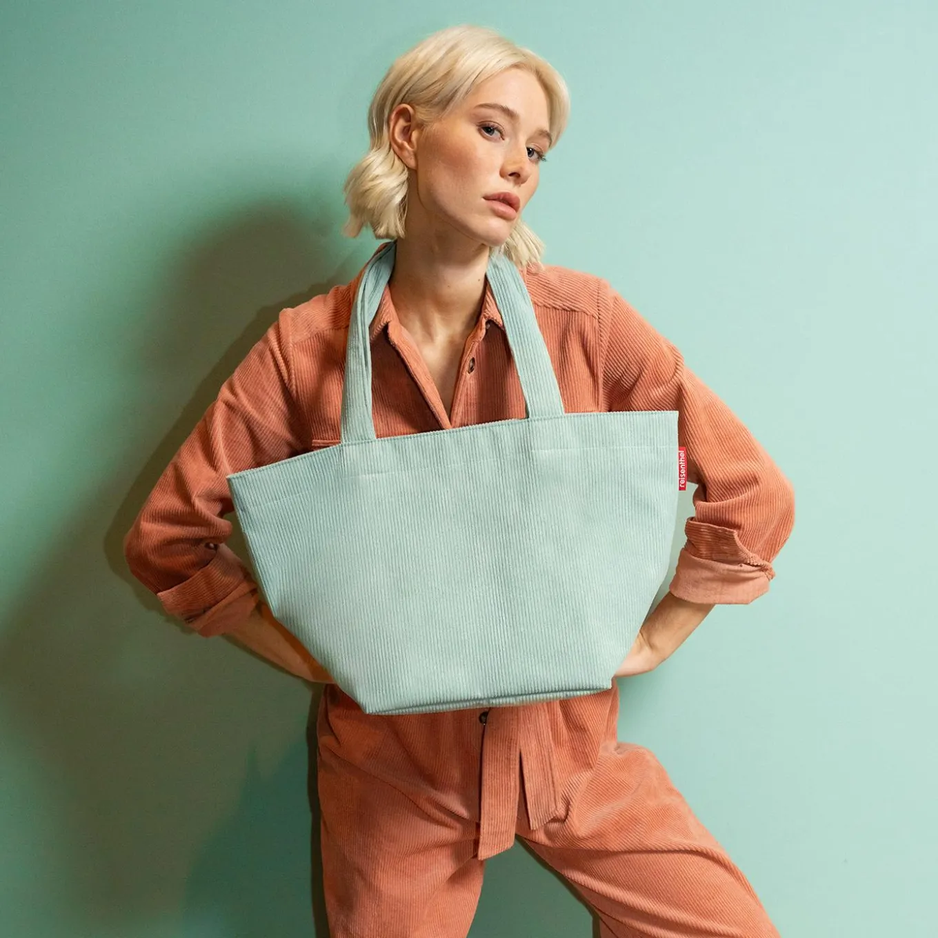 shopper M