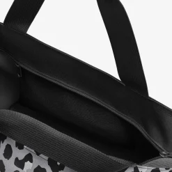 shopper M